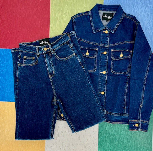 Marilyn Jeans - Midge Med Wash