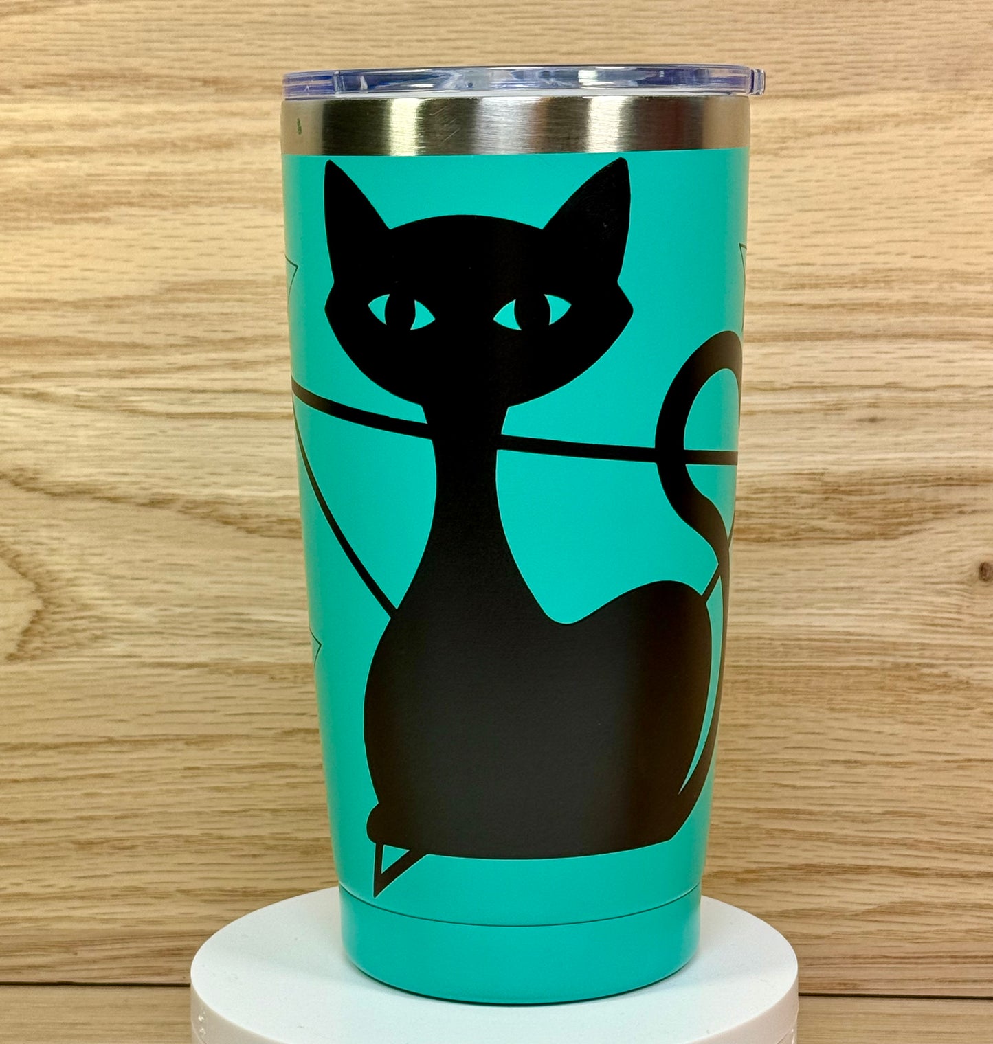 MCM Atomic Bettie Cat Arrow 20oz Travel Mug - Turquoise